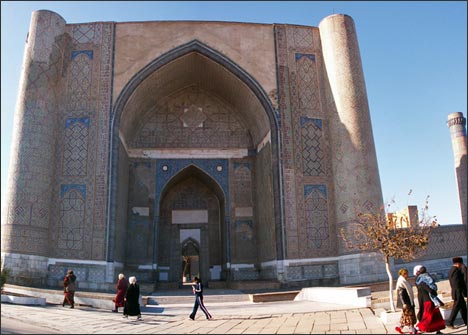 Мечеть Биби-Ханым. Современная панорама