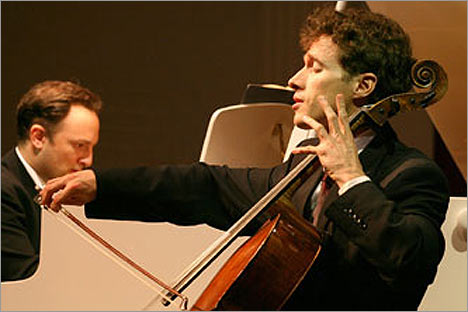 Французский виолончелист Франсуа Сальк