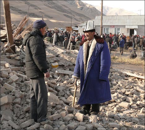 Село Нура, Кыргызстан. Последствия землетрясения