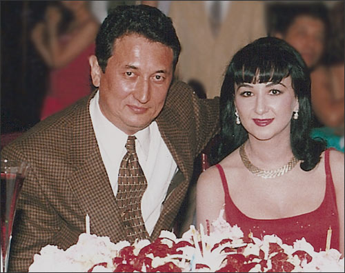 Санжар Умаров и его супруга Индира