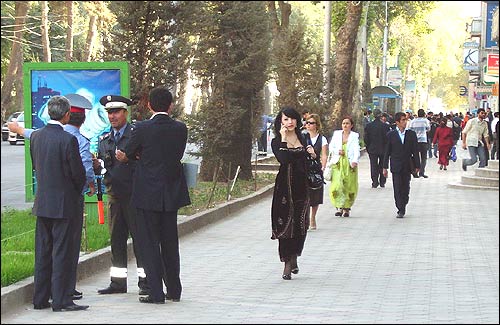 Душанбе. На проспекте Рудаки