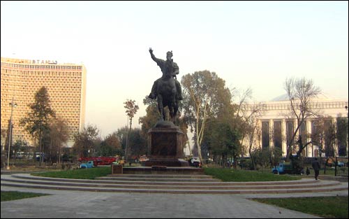 Новый вид центрального сквера Ташкента