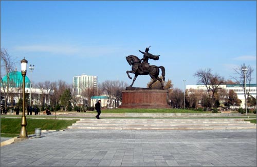 Ташкентский Сквер, 11 декабря 2009 года