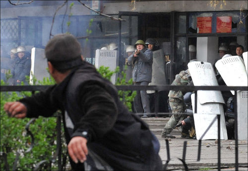 Бишкек, 7 апреля 2010 года