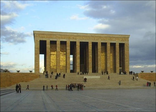 Мавзолей Ататюрка в столице Турции - Анкаре