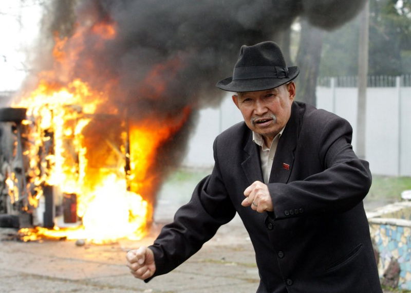 Вторая киргизская революция продолжилась волнениями и столкновениями в разных районах страны…