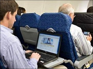 Досмотр компьютеров в аэропорту