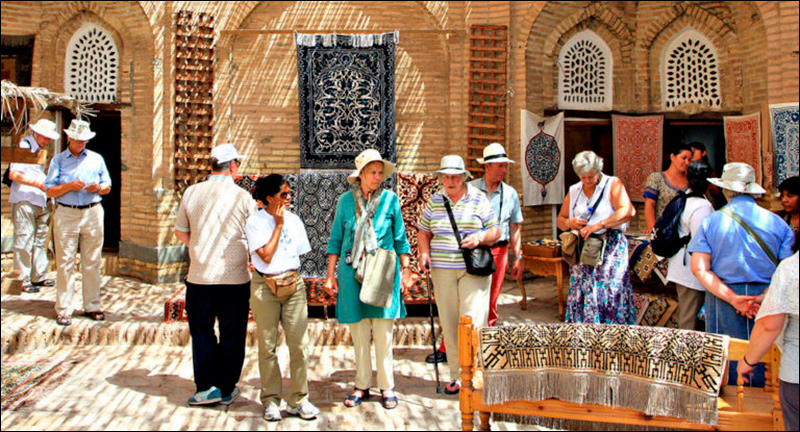 В Узбекистане разрешили селить туристов в трейлерах