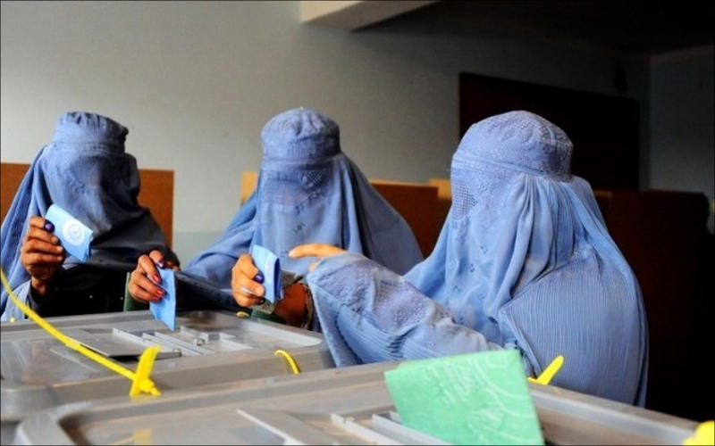 В Афганистане начали регистрацию кандидатов на выборы в парламент