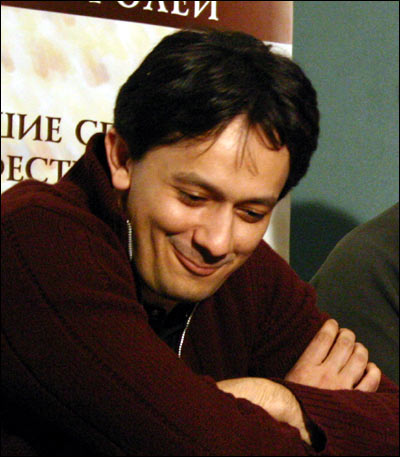 Один из ведущих актеров театра Борис Гафуров