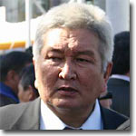 Кулов vs Бакиев. Киргизская оппозиция составила расписание на осень