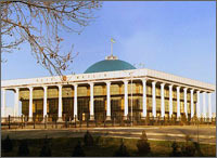 В Узбекистане прошли парламентские выборы