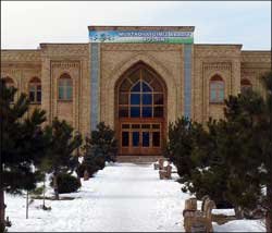 Узбекистан: Студент исламского института стал жертвой религиозных коррупционеров
