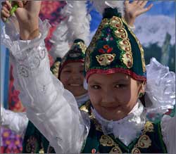 Праздник Нооруз на главной площади Бишкека (Фото)