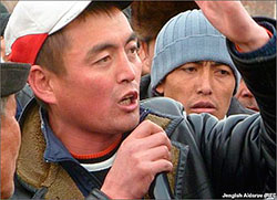 Кыргызстан: Народный сход сильнее закона