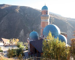 Узбекистан: «Евроремонт» святого места от арестованного племянника жены президента