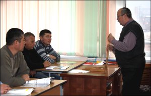 Россия: В Красноярске начат пилотный проект по адаптации трудовых мигрантов из Узбекистана