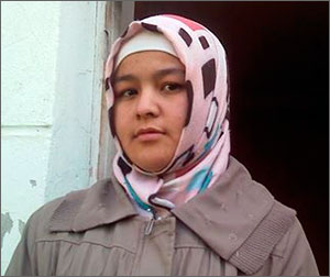 Кыргызстан: Дочь умершего в узбекской тюрьме кыргызстанца обвиняют в разжигании религиозной вражды
