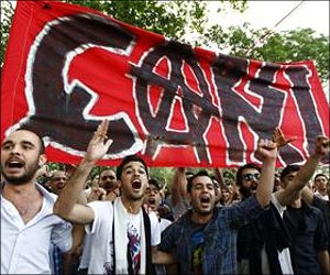 Турция: Свободу слова глушат и в мире футбола