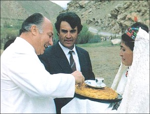 1995-2015: Его Высочество Ага Хан IV и его таджикские единоверцы