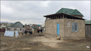 Новостройки Бишкека: Захватить землю, легализоваться и жить возле свалки