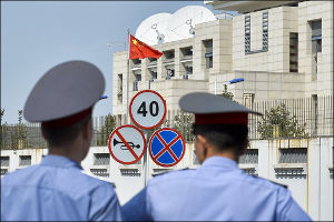 Взрыв в посольстве Китая в Бишкеке: Как нежданно-негаданно стать террористом