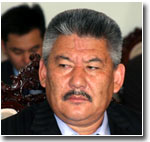 Подробности отстранения генерального прокурора Киргизии Азимбека Бекназарова. Был отставлен за то, что освободил преступников?
