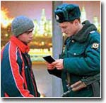«Нелегалов» в России порождает сама же власть, всячески усложняя мигрантам процессы легализации